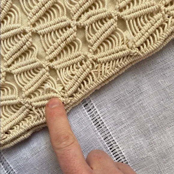 Handcrafted Cream Macramé Handbag - Picture 8 of 12